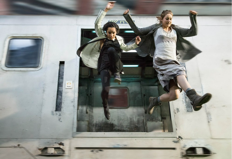Illustration for article titled All the Signs that Divergent Might Be Your Next Dystopian Joyride